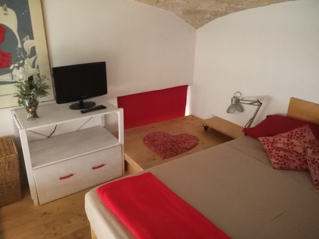 91374703-e811-4caf-8343-c5a0c17a51dd