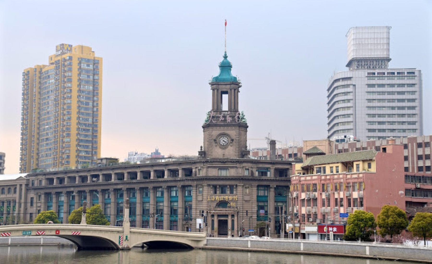 Spaziergang am Suzhou Creek & am Bund
