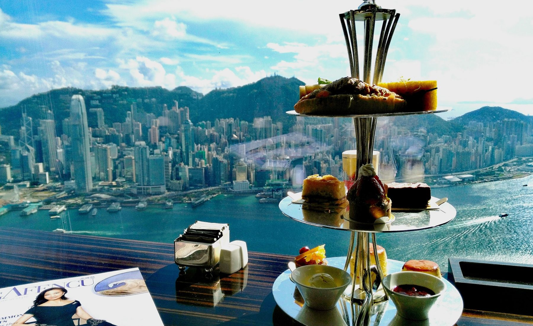 Hongkong Museum of History & Afternoon Tea im Ritz