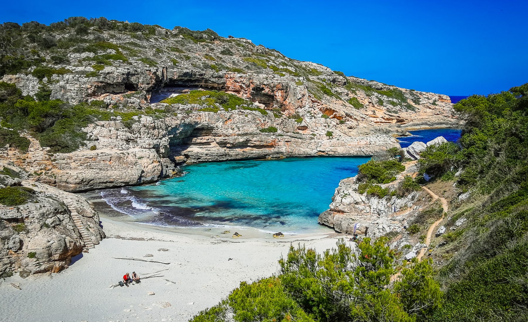 Wanderung zur Cala Màrmols